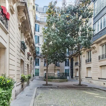 Welkeys - André Gill Appartement Paris